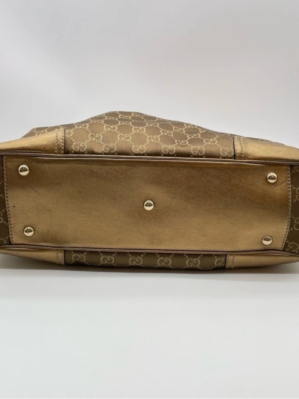 Authentic Gucci Metallic Brown GG Monogram Shoulder Bag - Picture 3 of 16